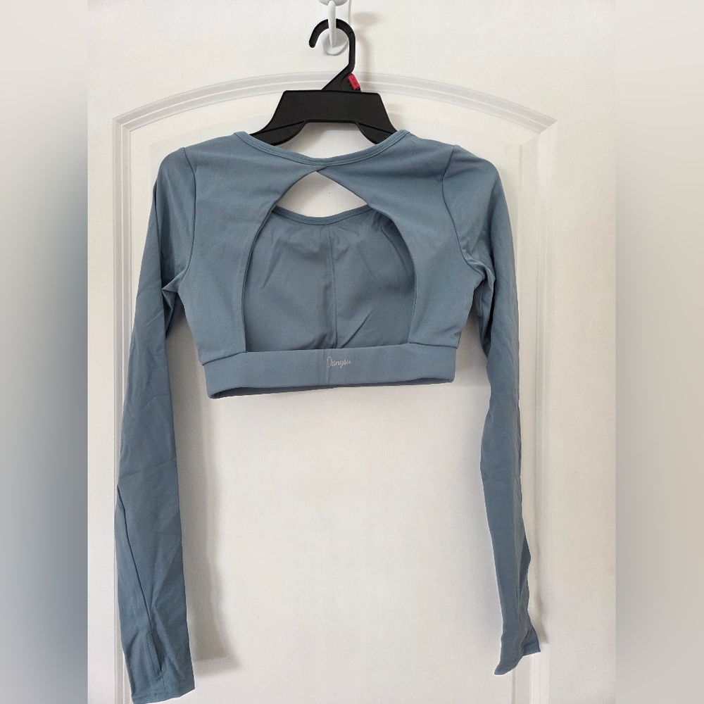 Long Sleeve Crop Top / Sport Bra